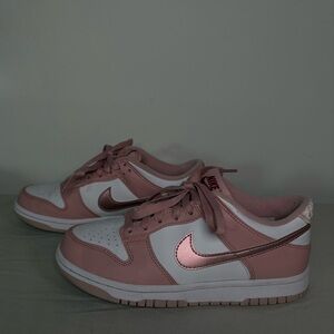 GIRLS' BIG KIDS' NIKE DUNK LOW CASUAL SHOES